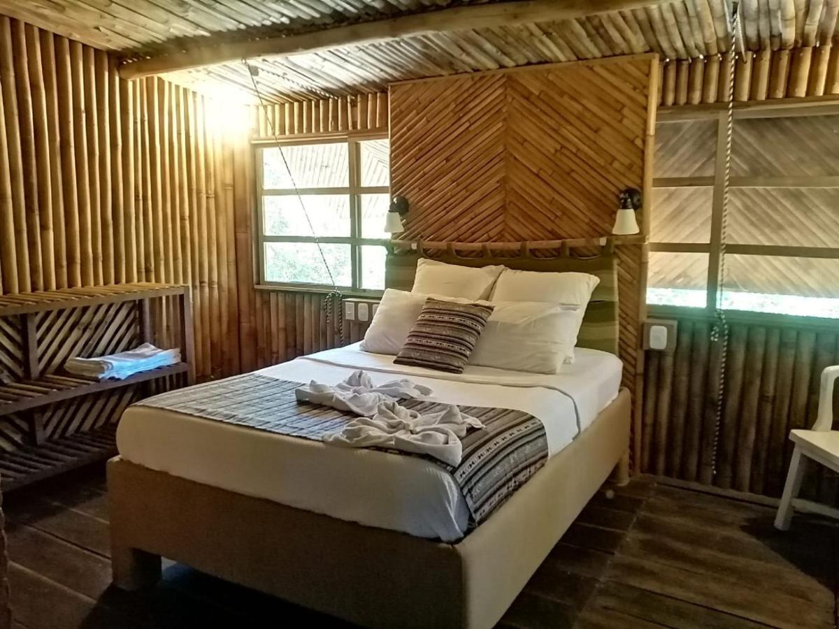 Tortugal Boutique River Lodge Rio Dulce Town Esterno foto